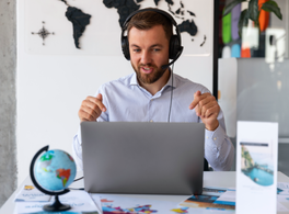 Conéctate al mundo. En 2026, aprende árabe a distancia con nosotros  