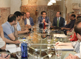 Alcaldes saudíes visitan el patrimonio rehabilitado de Córdoba