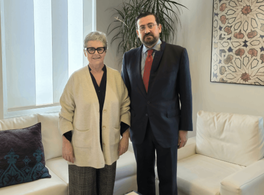 Reunión del director general de Casa Árabe con la directora de la Feria del Libro de Madrid  