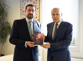El Secretario General de la Liga Árabe presenta su libro en Madrid 