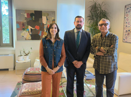 El artista iraquí Hanoos visita Casa Árabe