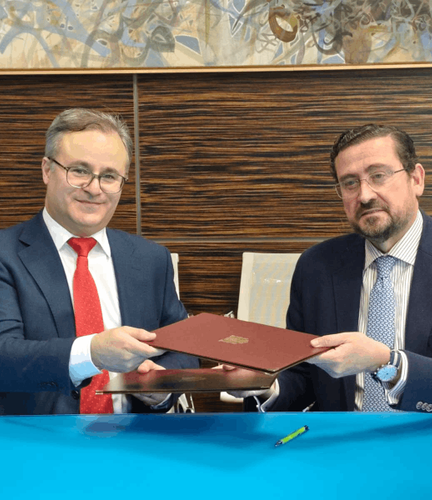 Casa Árabe y el Centro de Estudios Árabes Contemporáneos (CEARC) firman un acuerdo estratégico para favorecer el conocimiento del mundo árabe en español 
